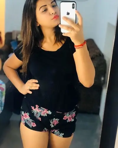 Khoyrasol Escorts
